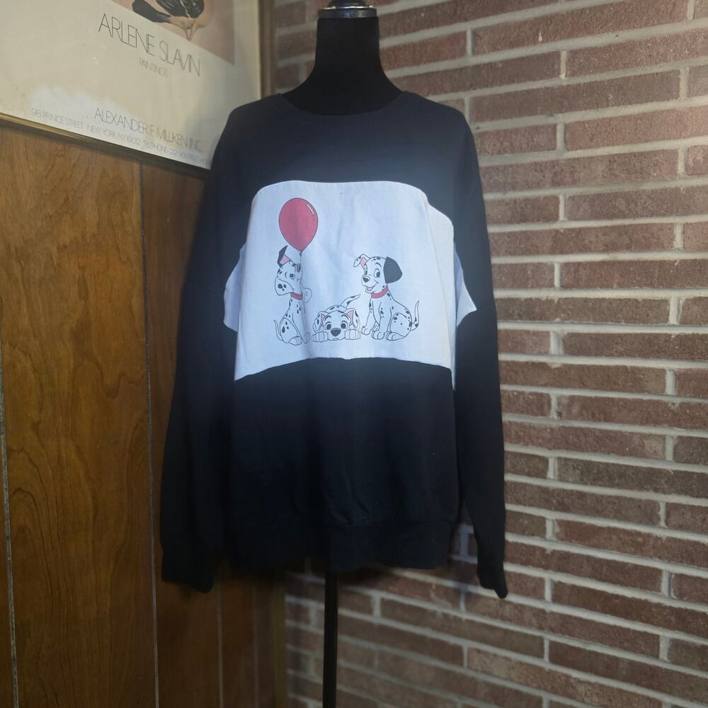 BoxLunch Disney 101 Dalmatians Colorblock Panel Crewneck Sweatshirt Black 2X